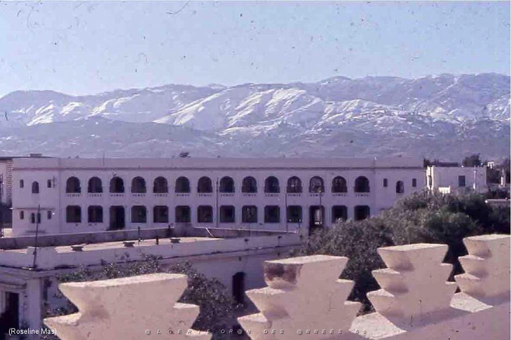 119 - AERODROMES ET BASES 1945-1962-1-BLIDA BA 140 (22).jpg